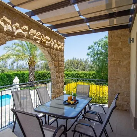 Sandy Villas, 15 Michelle - Private Pool - Private Area *